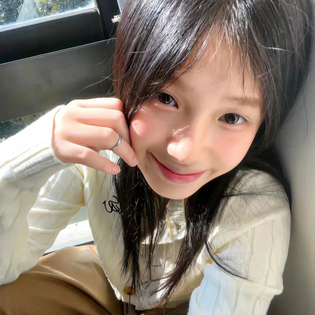 春闺三凤